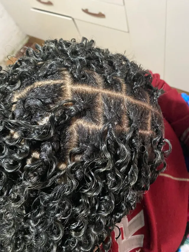 Trabalho de Marcela Melo | Trancista e Maquiadora