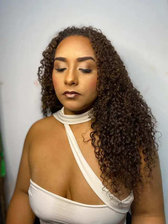 Trabalho de Marcela Melo | Trancista e Maquiadora