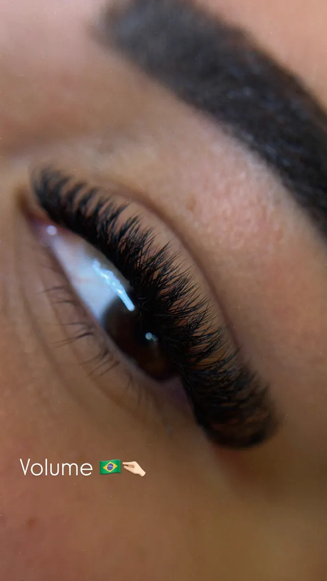 Trabalho de Yara Ferreira Lash Designer