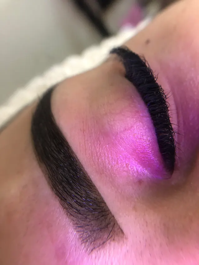 Trabalho de Yara Ferreira Lash Designer