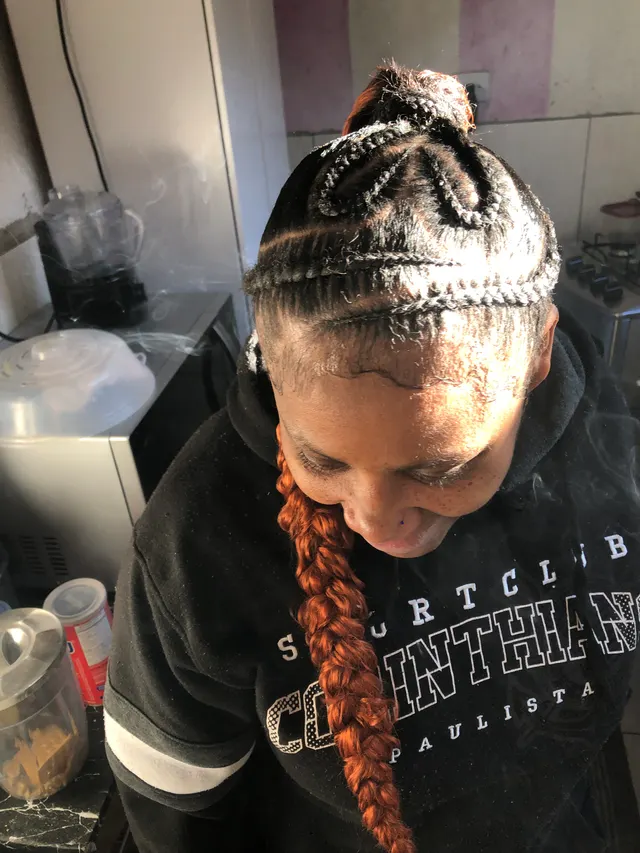 Trabalho de Vick braids