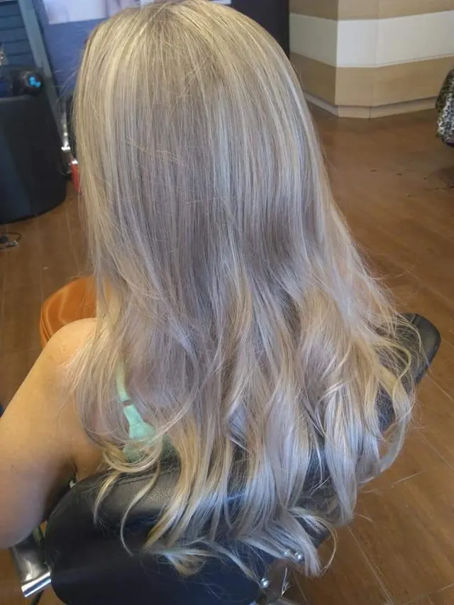Trabalho de Mari Moraes