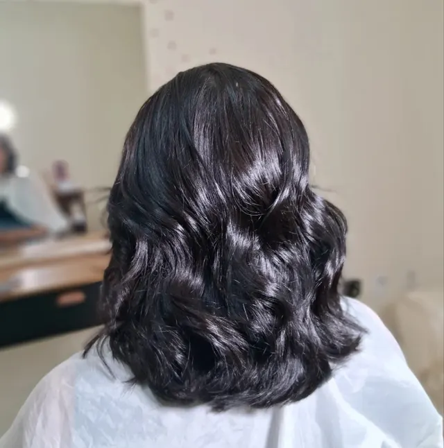 Trabalho de Mel Cachos | Cabeleireira