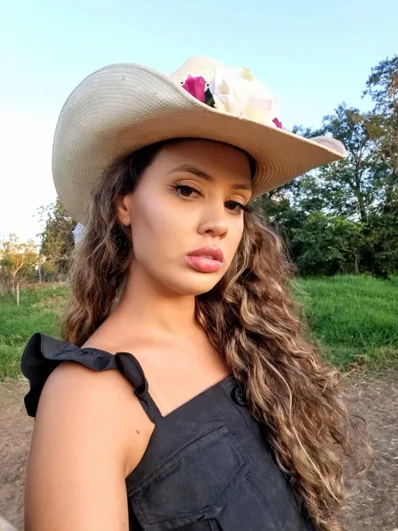 Samara Lander