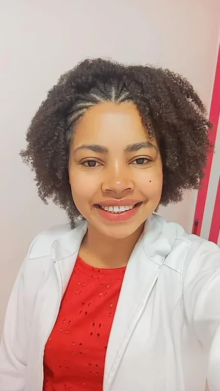 Flávia Ferreira