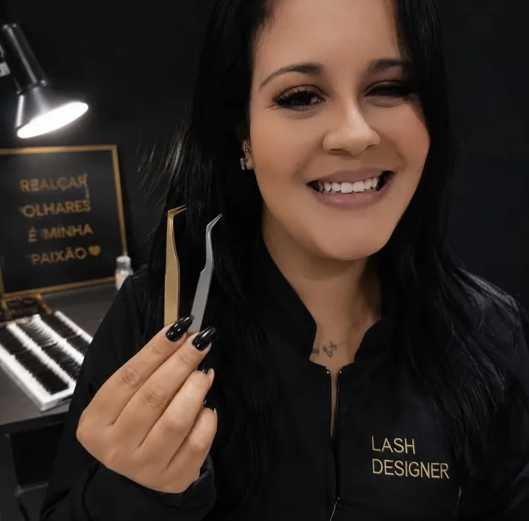 Thais Luna