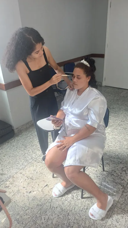 VICTORIA DA SILVA DEBERGE